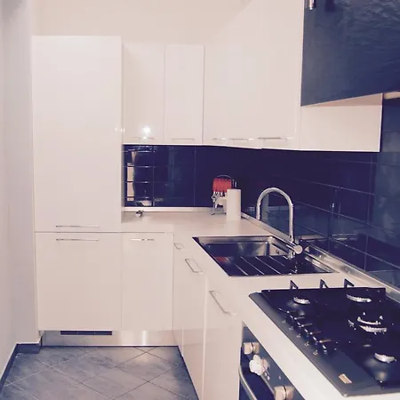 Casa Nel Borgo بيت للعطل *
